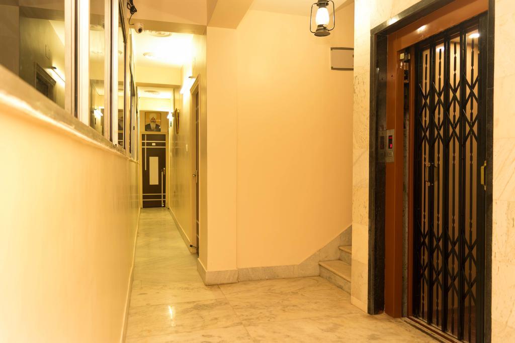 Guest house Golden Plaza *