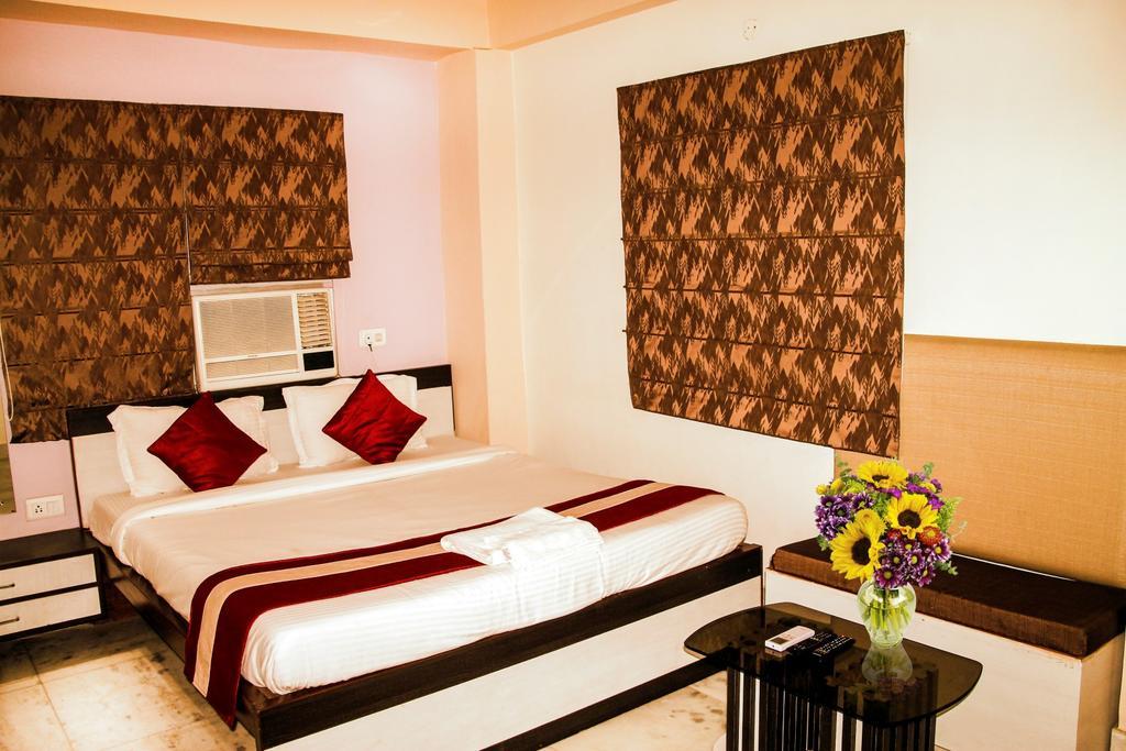 Guest house Golden Plaza