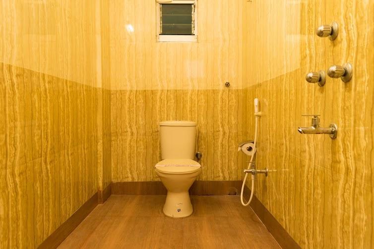 Golden Plaza Guest house